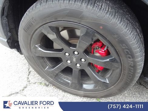 Used 2024 Ford Explorer ST w/ Equipment Group 401A AWD/4WD image 14