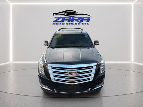 Used 2017 Cadillac Escalade Platinum AWD/4WD image 10