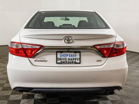 Used 2017 Toyota Camry SE image 13