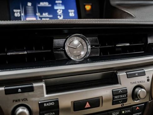 Used 2017 Lexus ES 350 w/ Accessory Package 2 FWD image 33