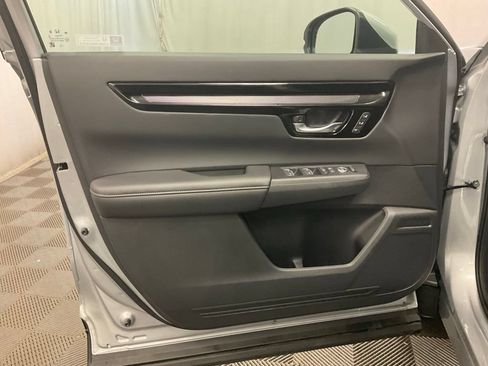Used 2026 Honda CR-V EX-L image 10