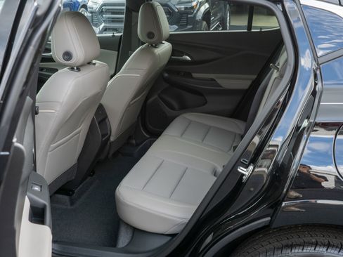 New 2025 Buick Envista Avenir image 20