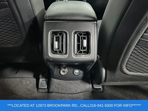 Used 2023 Kia Sorento LX AWD/4WD image 24