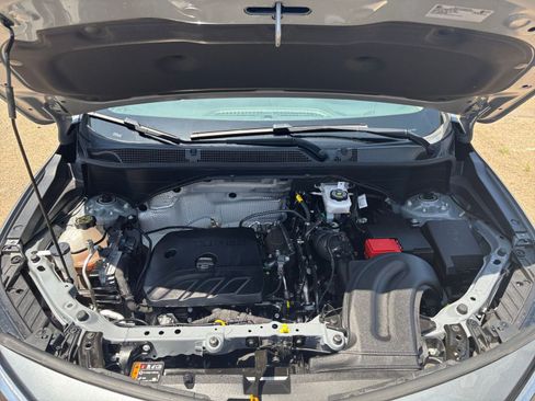 Used 2025 Buick Encore GX Preferred FWD image 31