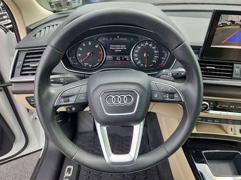 Used 2022 Audi Q5 3.0T Premium Plus w/ Convenience Package AWD/4WD image 20