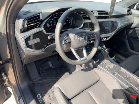 New 2025 Audi Q3 2.0T Premium image 4