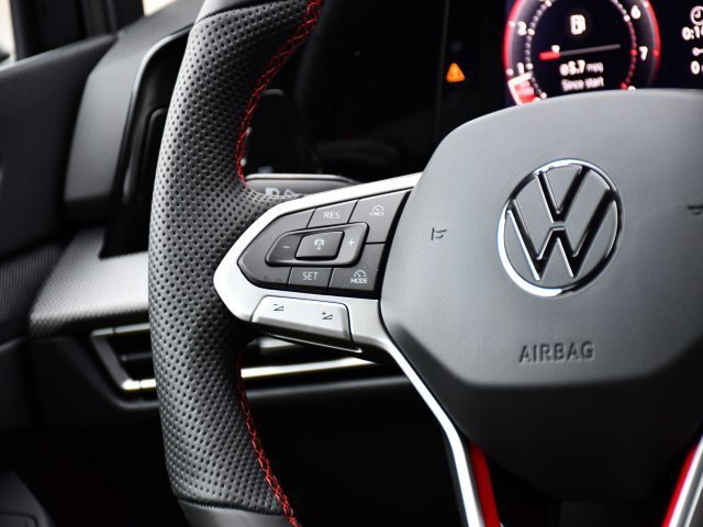 New 2026 Volkswagen GTI SE FWD image 24