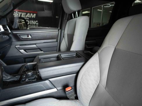 Used 2025 Toyota Tundra SR5 w/ SR5 Convenience Package image 10