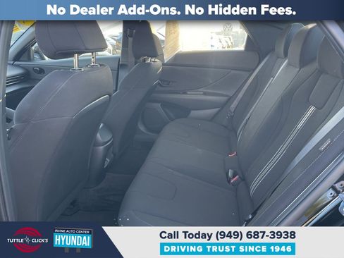 Certified 2025 Hyundai Elantra Sport image 18