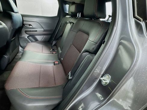 New 2025 Nissan Kicks SR image 19