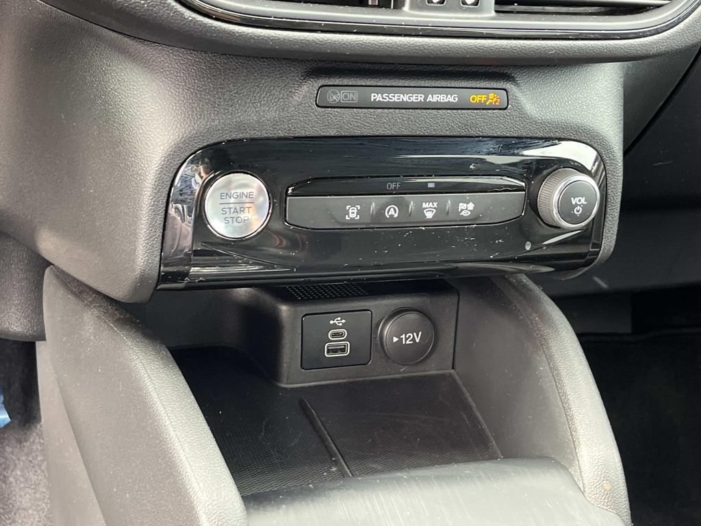 Used 2024 Ford Escape ST-Line w/ Tech Pack #1 AWD/4WD image 32