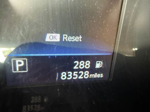 Used 2019 Nissan Rogue S FWD image 14