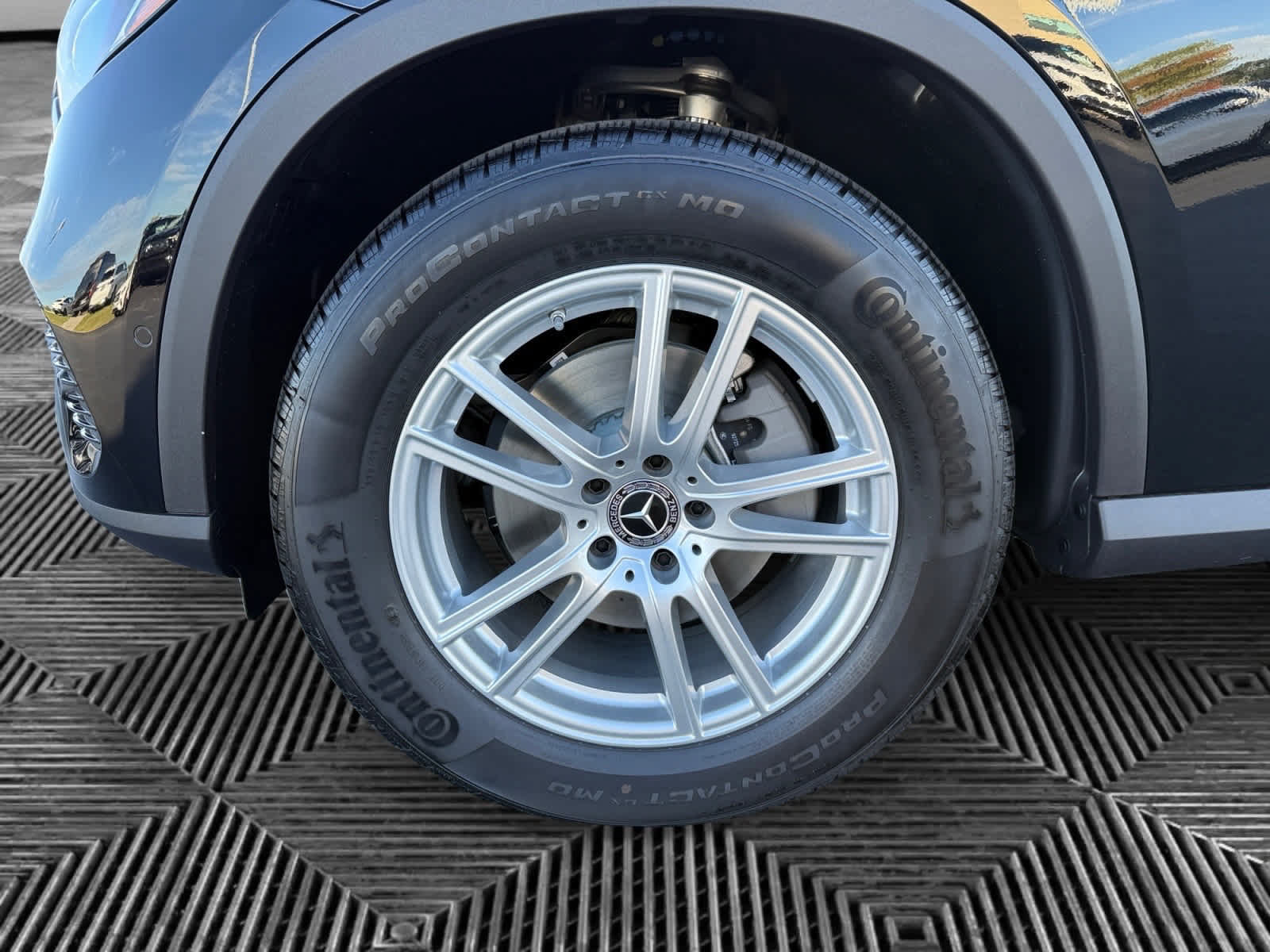 Certified 2026 Mercedes-Benz GLC 300 4MATIC image 9