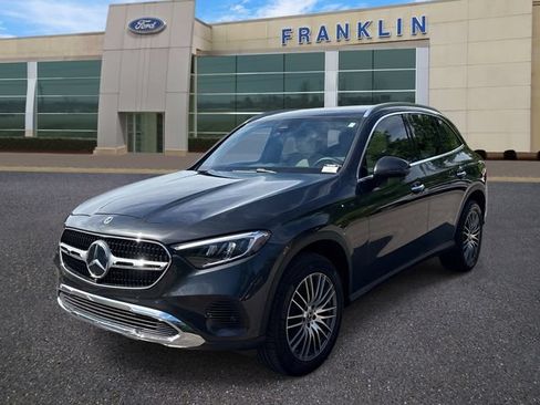 Used 2025 Mercedes-Benz GLC 300 w/ Winter Package image 3