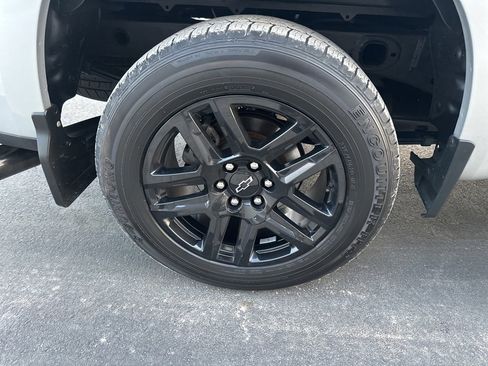 Used 2021 Chevrolet Silverado 1500 Custom w/ Rally Edition image 6