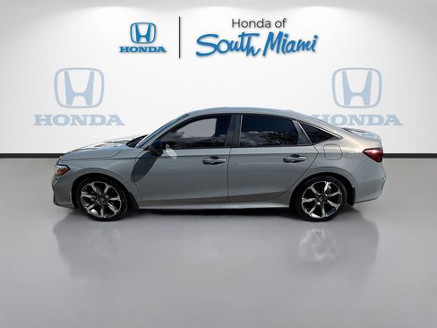 Used 2025 Honda Civic Sport Touring image 4