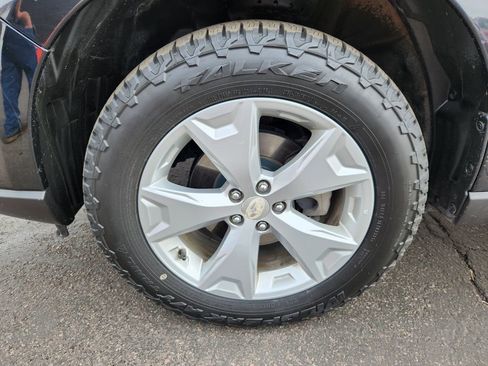 Used 2016 Subaru Forester 2.5i w/ Alloy Wheel Package image 22