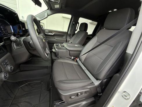 New 2026 Chevrolet Silverado 1500 LT w/ Safety Package RWD image 18