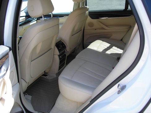 Used 2015 BMW X5 xDrive35i AWD/4WD image 4