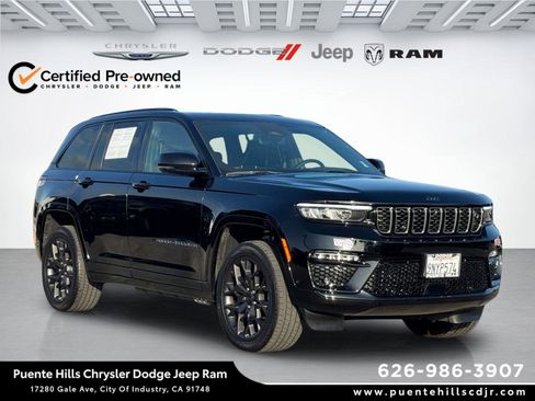 Used 2023 Jeep Grand Cherokee Summit AWD/4WD image 1