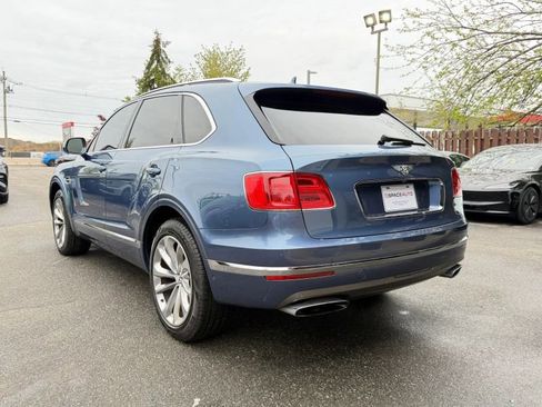 Used 2017 Bentley Bentayga AWD/4WD image 8