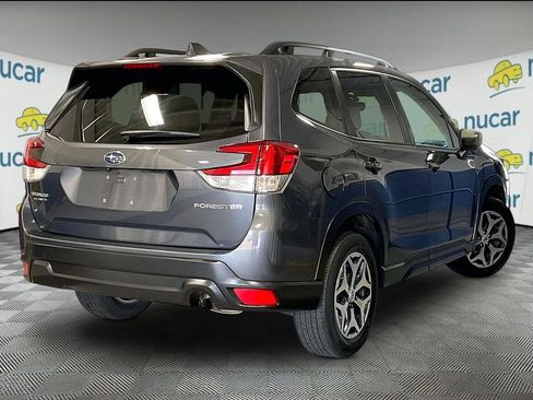 Used 2023 Subaru Forester Premium AWD/4WD image 6