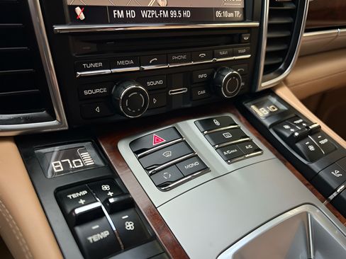 Used 2012 Porsche Panamera AWD/4WD image 67
