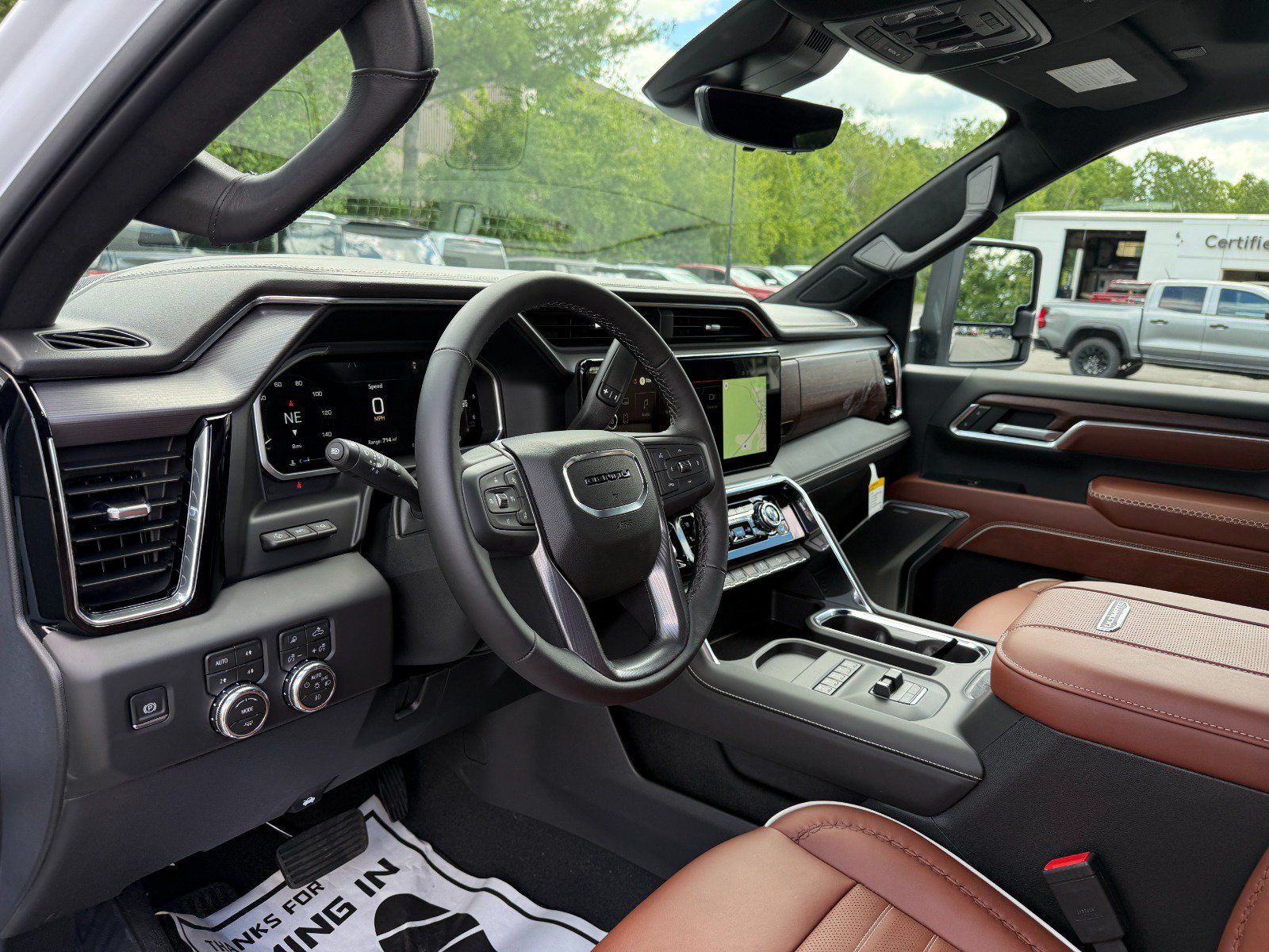 New 2026 GMC Sierra 2500 Denali Ultimate w/ LPO, Black Badging Package AWD/4WD image 13