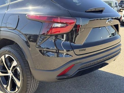 New 2026 Chevrolet Trax RS image 15