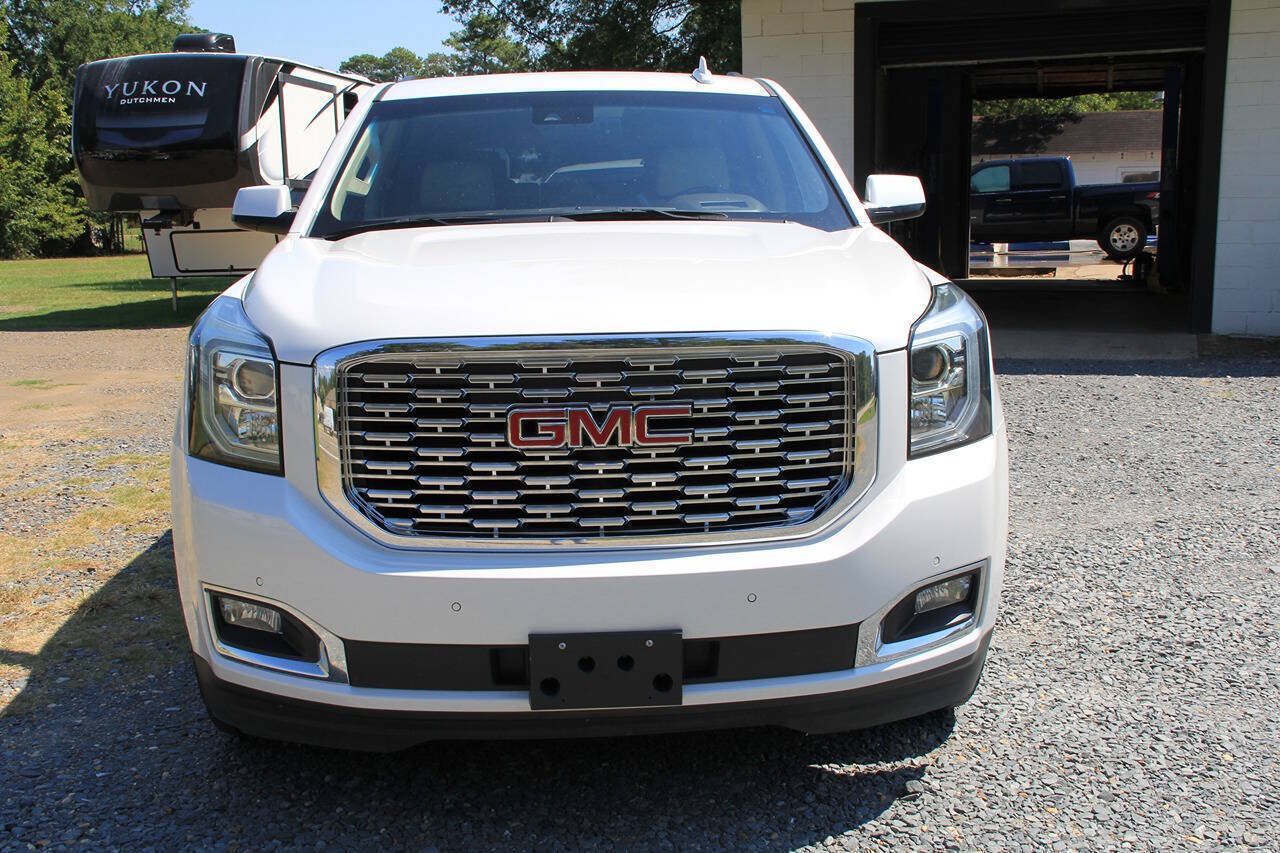 Used 2019 GMC Yukon Denali w/ Denali Ultimate Package RWD image 11