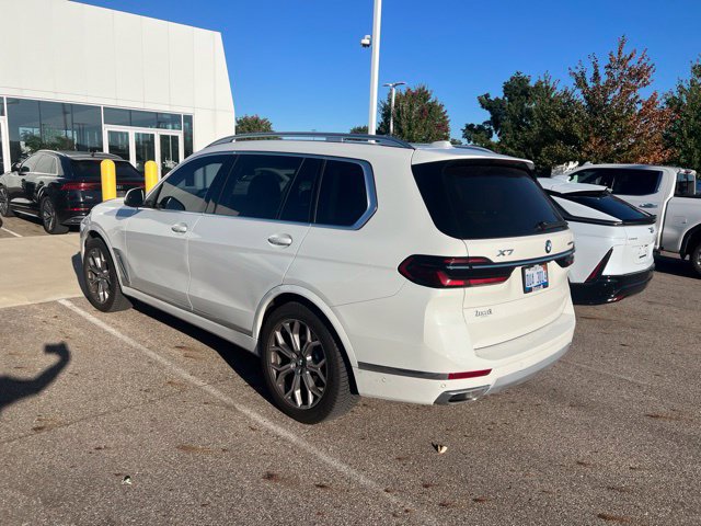 Used 2024 BMW X7 xDrive40i AWD/4WD image 4