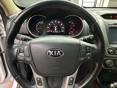 Used 2014 Kia Sorento EX w/ EX V6 Touring Package FWD image 16