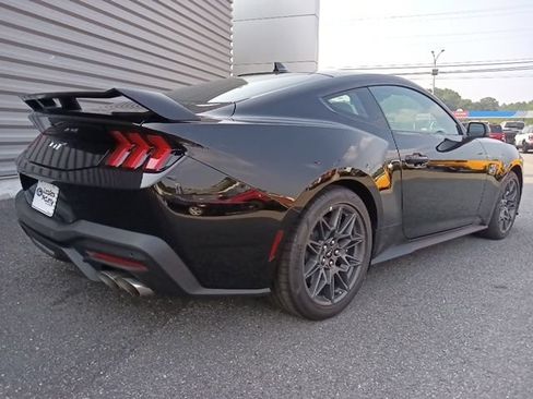 New 2026 Ford Mustang GT Premium w/ GT Performance Package RWD image 3