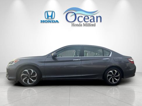 Used 2017 Honda Accord EX-L image 6