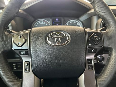 Used 2019 Toyota Tacoma TRD Sport w/ Technology Package image 21