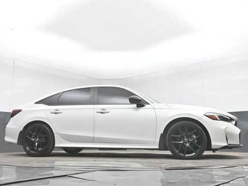 Used 2025 Honda Civic Sport image 47