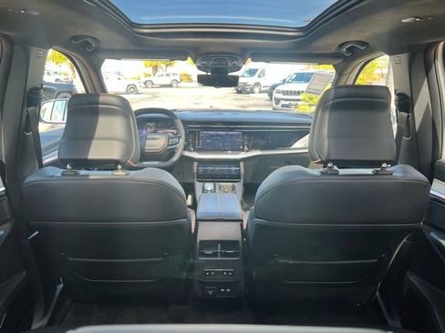 Used 2024 Jeep Wagoneer Launch Edition image 53