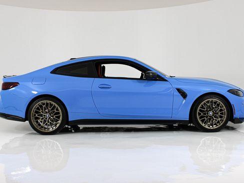 Used 2025 BMW M4 CS AWD/4WD image 10