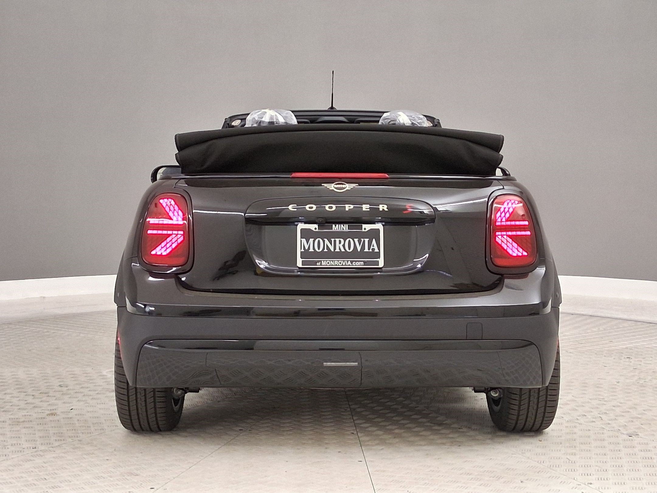 New 2026 MINI Cooper S FWD image 8
