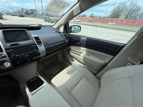 Used 2009 Toyota Prius Touring FWD image 22