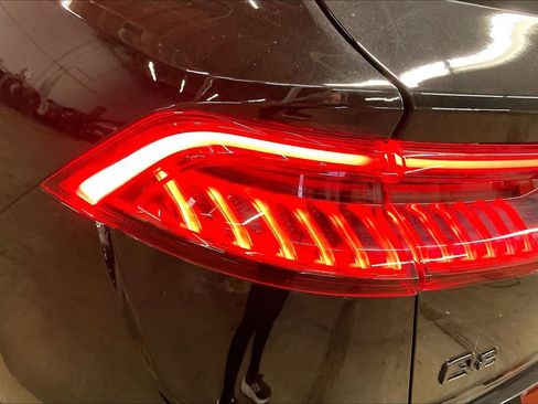 Used 2023 Audi Q8 Prestige w/ Prestige Package image 31