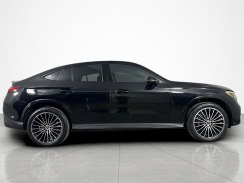 Used 2025 Mercedes-Benz GLC 300 4MATIC image 6