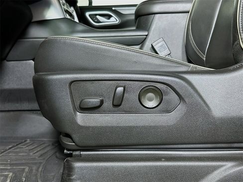 Used 2021 GMC Yukon SLT image 22