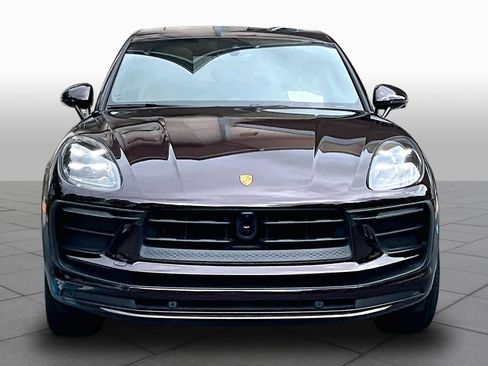 Used 2023 Porsche Macan AWD/4WD image 4