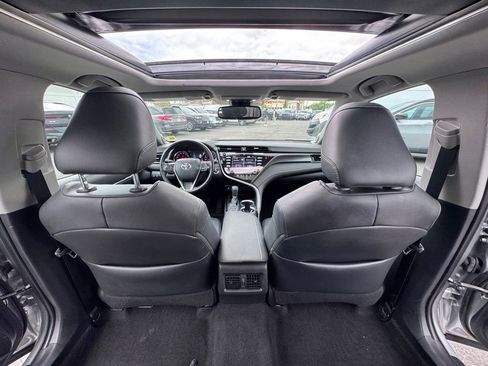 Used 2019 Toyota Camry XSE FWD image 22