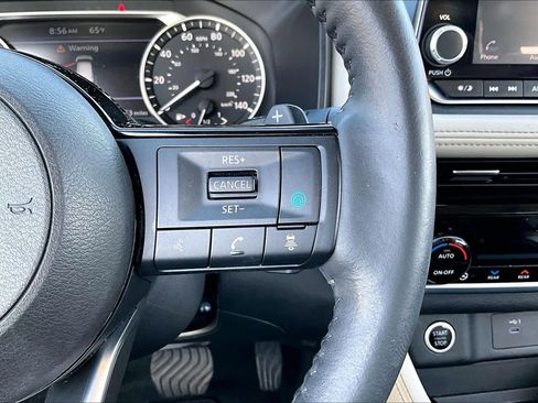 Used 2021 Nissan Rogue SL image 22