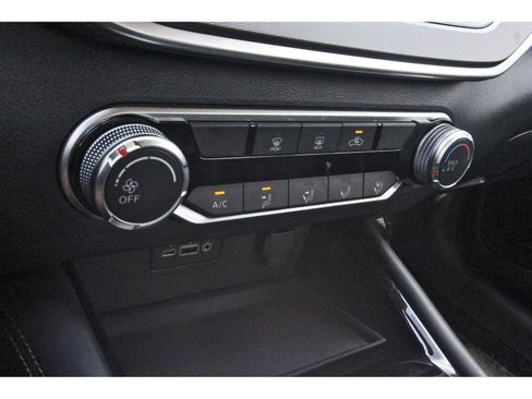 Certified 2025 Nissan Altima 2.5 SR AWD/4WD image 25