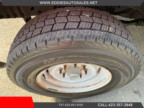 Used 2006 Ford E-350 and Econoline 350 Super Duty RWD image 36