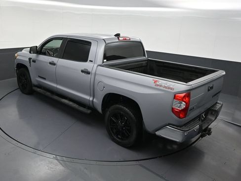 Used 2021 Toyota Tundra SR5 w/ SR5 Upgrade Package AWD/4WD image 18