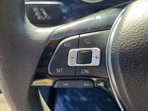 Used 2018 Volkswagen Tiguan S FWD image 18